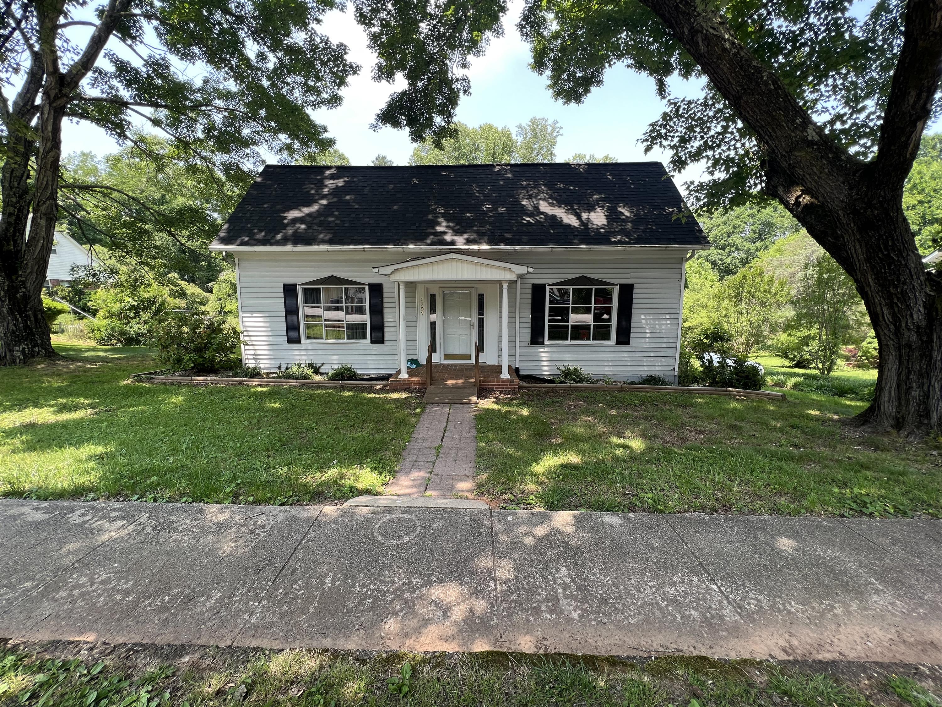1107 Trogdon Street